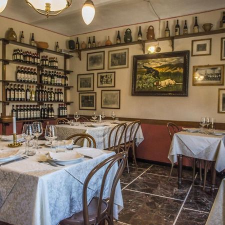Albergo Ristorante Garibaldi Cisterna d'Asti Экстерьер фото