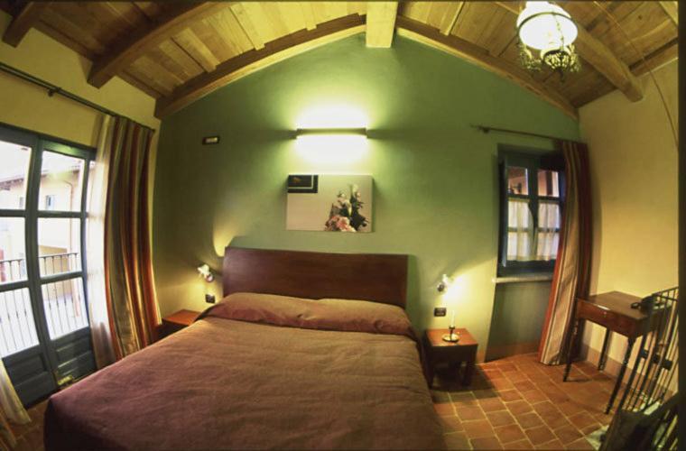 Albergo Ristorante Garibaldi Cisterna d'Asti Номер фото