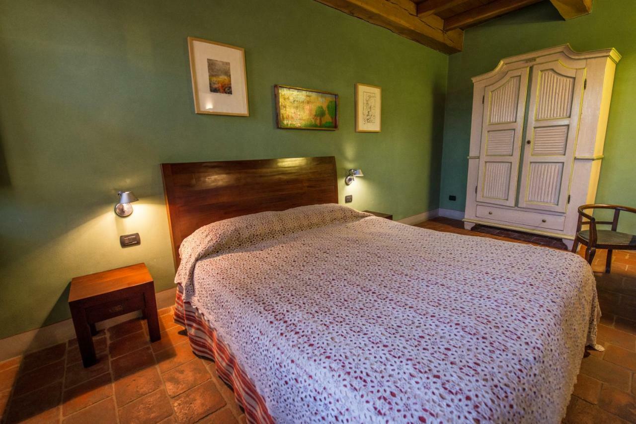 Albergo Ristorante Garibaldi Cisterna d'Asti Экстерьер фото