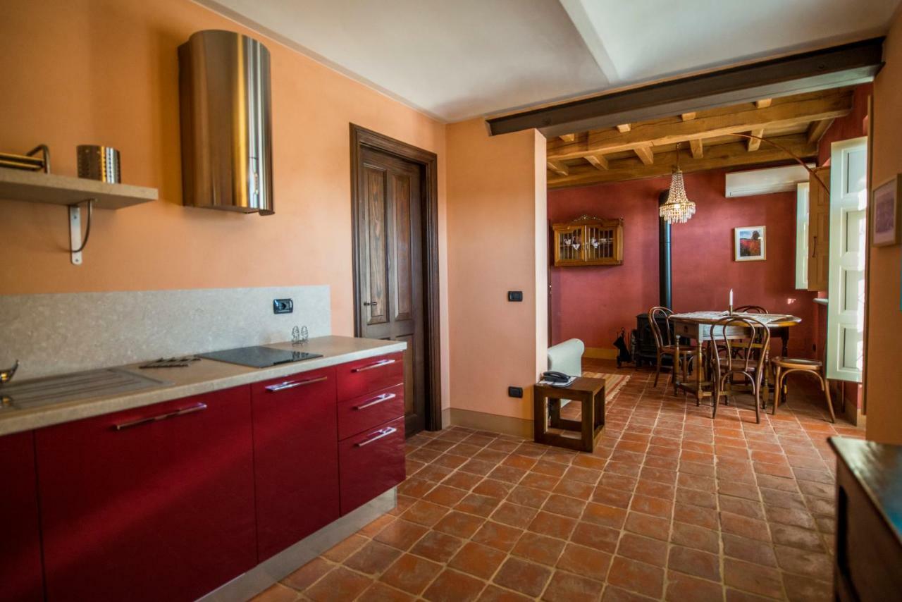 Albergo Ristorante Garibaldi Cisterna d'Asti Экстерьер фото